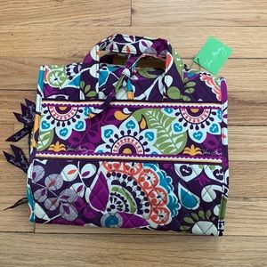 Vera Bradley Hanging Organizer. Plum Crazy. NWT!